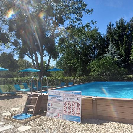 Camping Le Vallage Attigny ภายนอก รูปภาพ