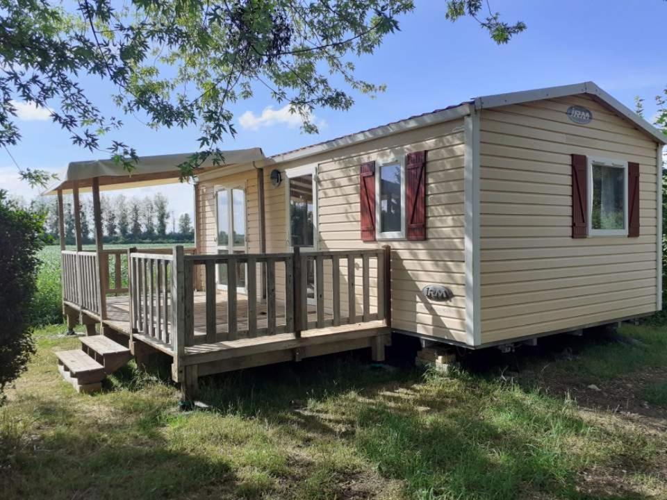 Camping Le Vallage Attigny ภายนอก รูปภาพ
