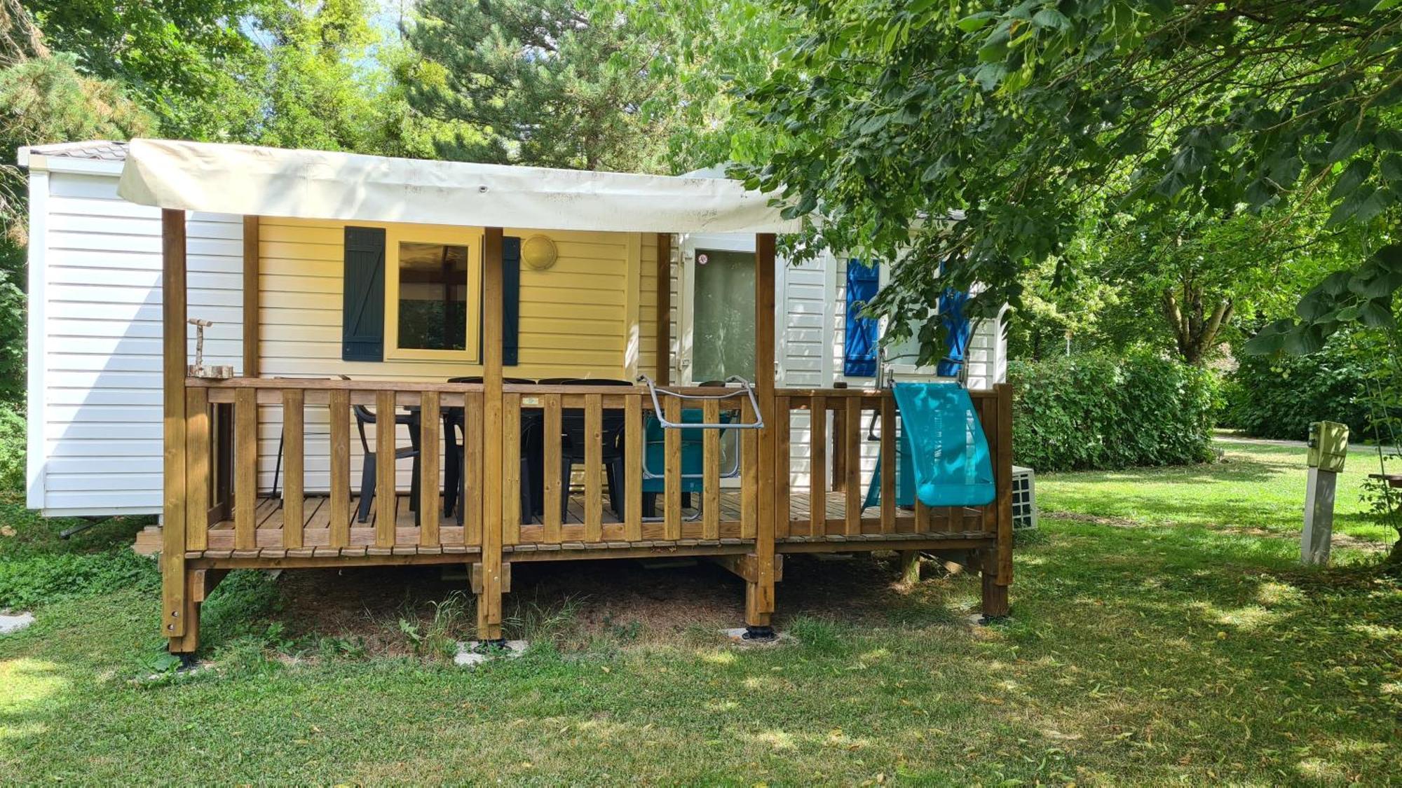 Camping Le Vallage Attigny ภายนอก รูปภาพ